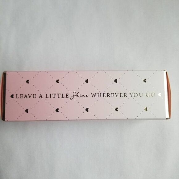 P.Louise Stay Shining Lip Oil - Moment to Shine - Picture 3 of 13